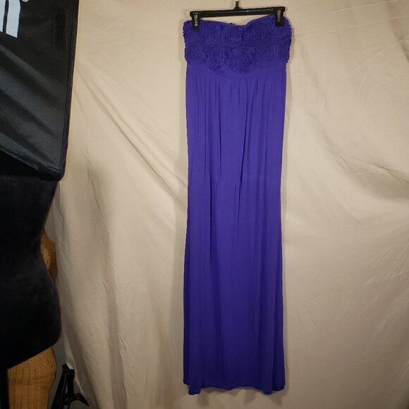 Attention Purple Strapless Maxi Dress with Rosette Design on bodice - L/G - Picture 1 of 5